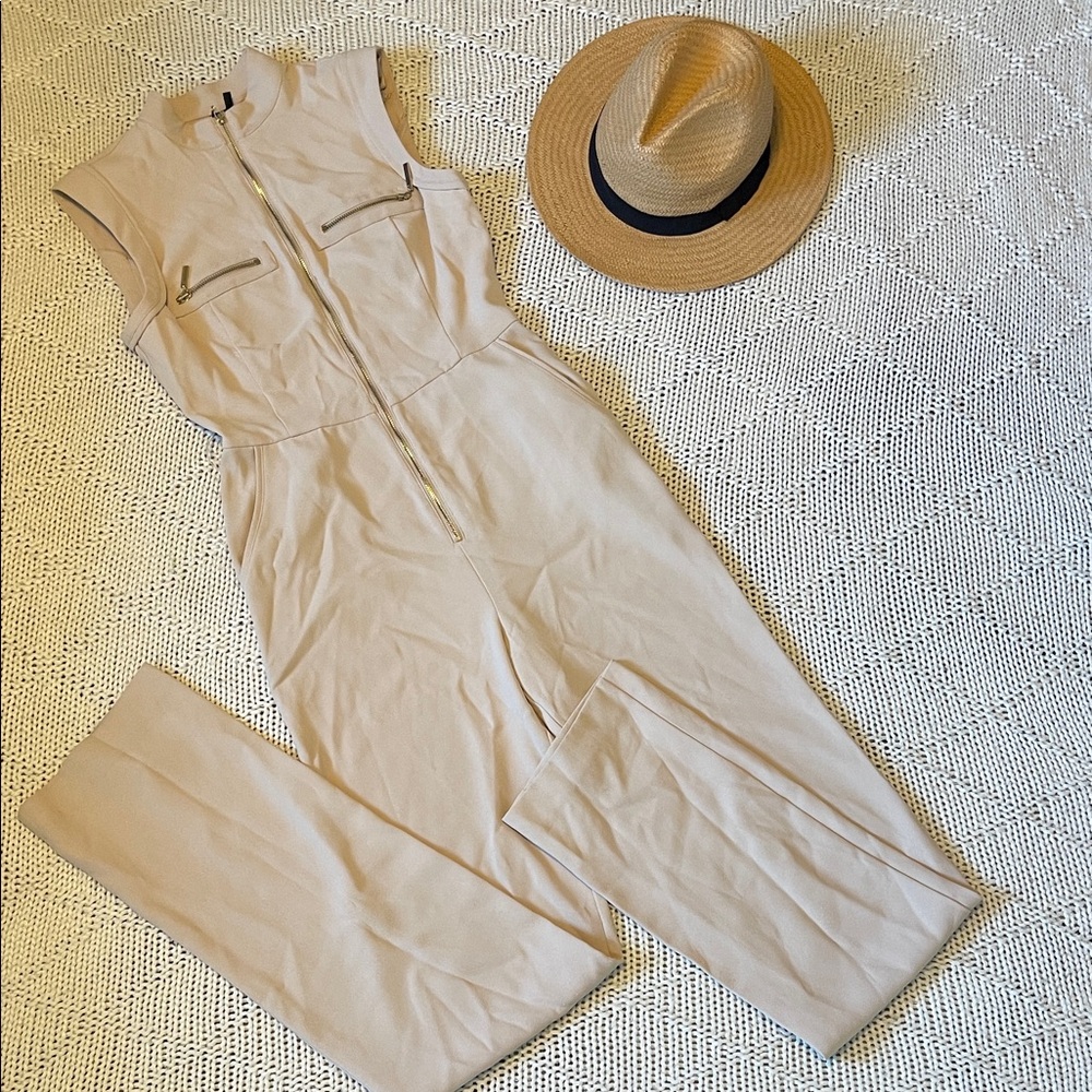 Marciano Los Angeles Nude Sleeveless Zip-Front Jumpsuit Women’s Size 2 or Small